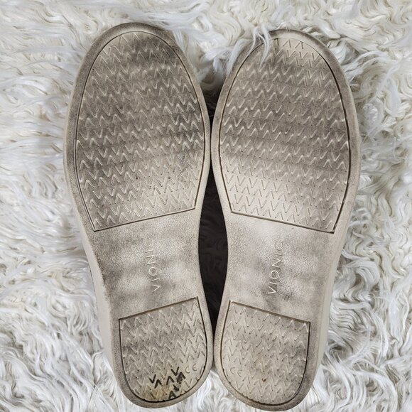 Vionic Women's Suede Flats in Mauve Size 8 - Picture 9 of 9